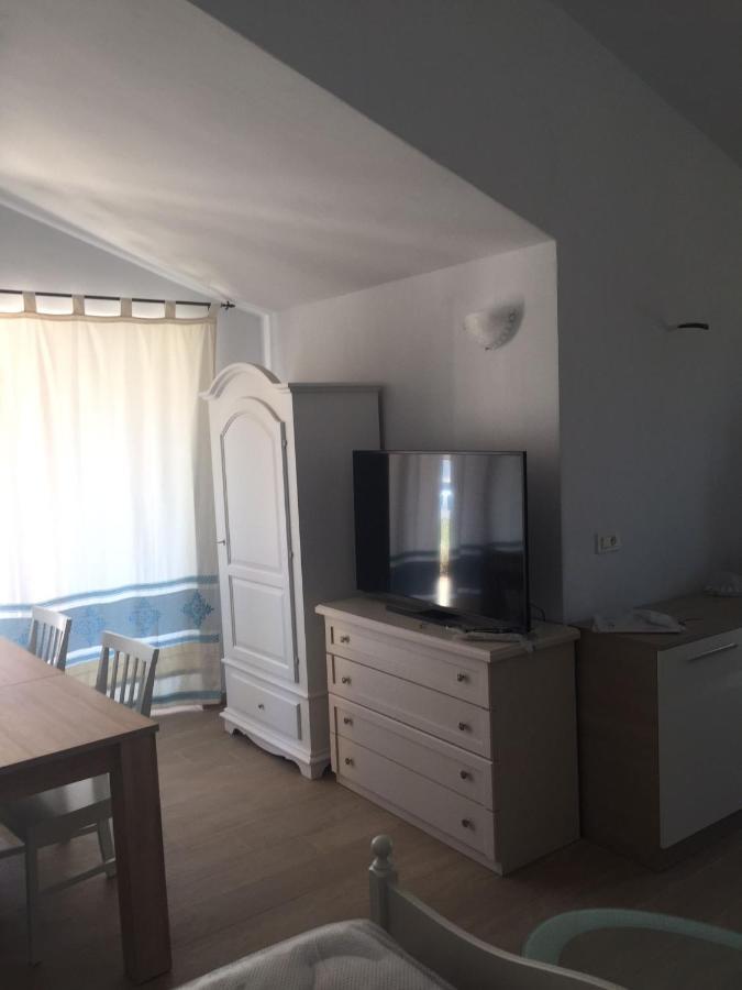 Relax Al Mare Apartment ออลเบีย ภายนอก รูปภาพ